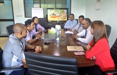 ޕަބްލިކް ސާވިސް ބްރޯޑްކާސްޓަރަށް ފުރުސަތެއް ނެތް!