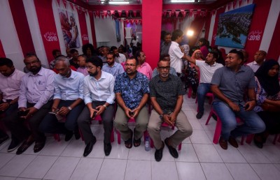 އިބޫ ވައުދުވުން ހުއްޓާލައްވާ، އެކަންކަމެއް ނުފުއްދޭނެ: އަބްދުއްރަހީމް