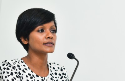 ގާނޫނުއަސާސީއެއް އޮތް ކަމާ މެދު ސުވާލު އުފެދޭ މިންވަރަށް ރާއްޖޭގެ ކަންކަން ހިނގައްޖެ: ވަކީލުން