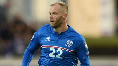 އައިސްލެންޑް ސްކޮޑަށް ގަޑްޔޫންސަން ނަގައިފި