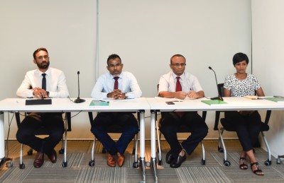 ގާނޫނުއަސާސީއެއް އޮތް ކަމާ މެދު ސުވާލު އުފެދޭ މިންވަރަށް ރާއްޖޭގެ ކަންކަން ހިނގައްޖެ: ވަކީލުން