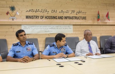 ފުލުހުން ސިނަމާލޭ ފްލެޓްތައް ބަލަހައްޓަން ފަށައިފި