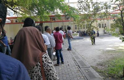 ފަހު ދުވަހަށްވުމުން ރީ-ރަޖިސްޓްރީ ކުރަން ބޮޑު ކިއޫއެއް