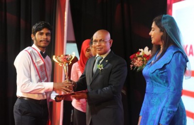 އިސްކަންދަރު ސްކޫލުގެ އެންމެ މޮޅު ދަރިވަރަކަށް ލުހާ ހޮވިއްޖެ