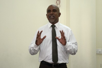 "މަސްތުވާތަކެއްޗާ ދެކޮޅަށް ހަނގުރާމަ އިއުލާނުކޮށް ޖިހާދެއް ކުރަން ޖެހޭ"
