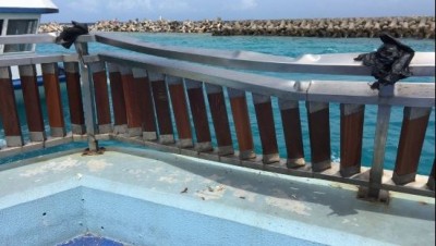 ދޯންޏަކުން ޖެހި ސުނާމީ ބިނާ މައިޒާނަށް ގެއްލުންވުމުން، ދޯނީގެ ކެޕްޓަން ހައްޔަރުކޮށްފި