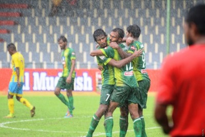 ފަހަތުން އަރައި، ވެލެންސިއާ އަތުން މާޒިޔާ މޮޅުވެއްޖެ