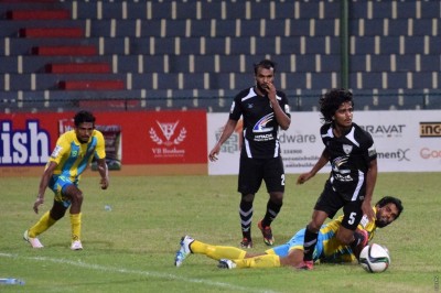 ވިކްޓްރީ އަތުން މޮޅުވެ އީގަލްސް ދެ ވަނައަށް