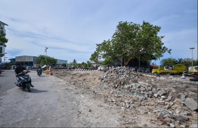 ތާރު އަޅާ މަގުތައް، ބްރިޖު ހުޅުވެންވާއިރަށް ނިމޭނެ: މުއިއްޒު