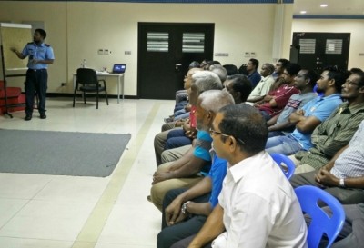 ޕިކަޕް ޑްރައިވަރުން ގާނޫނަށް އަހުލުވެރިކުރުވުމަށް ކުލާސްތަކެއް ނަގައިދެނީ