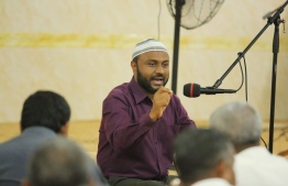 އިދިކޮޅު ޕާޓީތަކުގެ ވެރިކަމެއްގައި އޮންނާނީ ޖާސޫސް ކުރުމާއި ތަޅާފޮޅުން: ޑރ. ޝަހީމް
