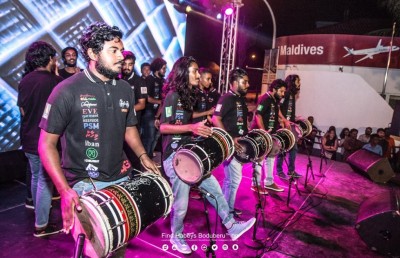 ހަބޭސްގެ ބޮޑުއީދު ޝޯތައް ހއ އަދި ހދ ގައި