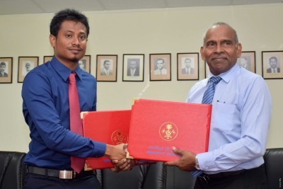 ރ. އަތޮޅާއި ނ. އަތޮޅުގެ ބައެއް ސްކޫލްތަކުގެ މަސައްކަތްތަކެއް ކުރުމަށް ބަޔަކާ ހަވާލުކޮށްފި