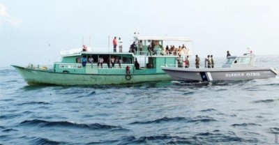 މާލެއިން ފުރައިގެން ދިޔަ ހިލަވެލި ދޯންޏެއް އަޑިއަށް ހިނގައްޖެ