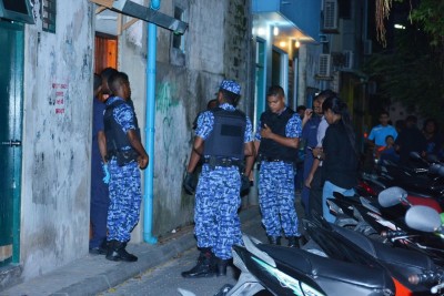 މާލެ ތެރެ ބަލަހައްޓަން ފުލުހުންނާއެކު ސިފައިން ނުކުމެ، ކުއްތާ ވެސް ނެރެފި