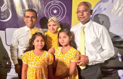 ނަޝީދާއި އިބޫއާ އެކު ސަޕޯޓަރުންނަށް އުފާވެރި ވަގުތުކޮޅެއް