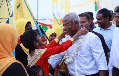 ތިނަދޫގައި އިބޫއާ ސަލާމް ކުރަން ދިގު ސަފެއް، ބޮޑު ތަރުހީބެއް!