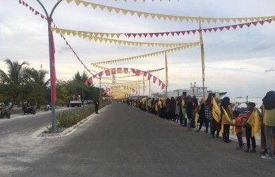 ތިނަދޫގައި އިބޫއާ ސަލާމް ކުރަން ދިގު ސަފެއް، ބޮޑު ތަރުހީބެއް!