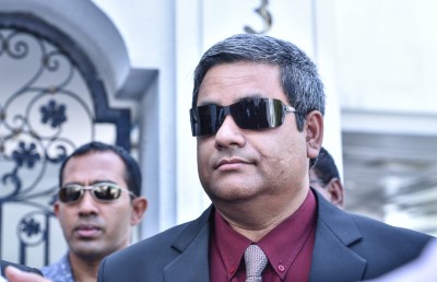 މައުމޫންގެ ބަންދަށް ލުޔެއް ނުދެނީ ބަޔަކު ދައްކާ ވާހަކަތައް ހަޖަމް ނުކުރެވޭތީ: ވަކީލު