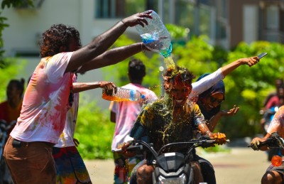 އީދު ފާހަގަކުރަން މި ގޮތް ކަމުދޭތަ؟