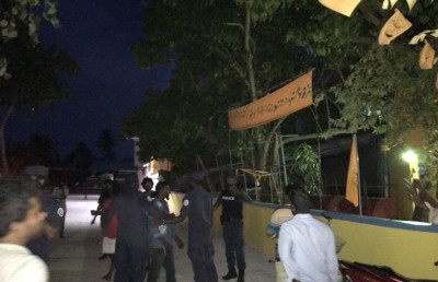 ރައީސް ޔާމީންގެ ވެލިދޫ ދަތުރުފުޅާ ދިމާކޮށް، ކޯޓު އަމުރަކުން އެމްޑީޕީގެ ހަރުގެ ބަންދުކޮށްފި