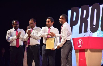 އެއާޕޯޓް ވިއްކާލުމުގައި ރައީސް ނަޝީދު ވަނީ ހިޔާނާތް ވެފައި: ރައީސް