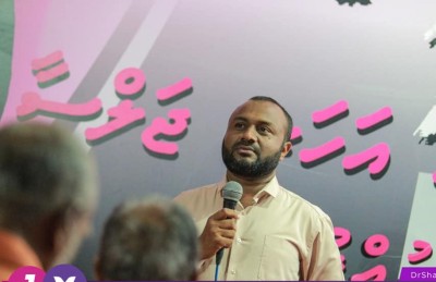 ހައްގު ބަސް ބުނުމުގެ ނަމުގައި ވެރިމީހާއާ ދެކޮޅަށް ބަޣާވާތް ކުރުމުގެ ހައްގެއް އިލްމުވެރިންނަކަށް ނޯންނާނެ: ޑރ. ޝަހީމް