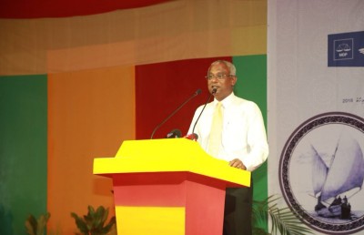 އިބޫ އައްސަވަނީ، "ބަލަ ފިކުރު ކުރަން ތިބެގެން ހައްލުވާނެހޭ"