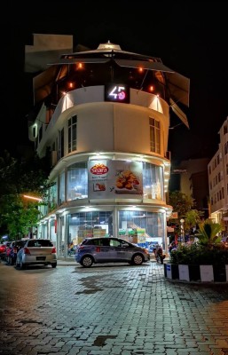 ހިތްގައިމު މާހައުލަކާއި ތަފާތު ހިދުމަތްތަކާއެކު ރެސްޓޯރަންޓް އައި45 ހުޅުވައިފި
