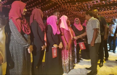 އިބޫގެ ރަށުން ރައީސަށް މަރުހަބާ ދަންނަވަން އެތައް ބައެއް