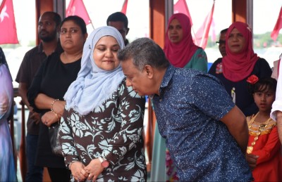 އޭދަފުށީ ސަލީމާއި ގުރައިދޫ ދާއިރާގެ މެމްބަރު ހުސައިން މަނިކު ހުންނެވީ އިދިކޮޅާ އެކު: ލަތީފް