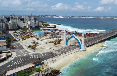 ތާރު އަޅައިގެން ހެދި މަގުތައް ހުޅުވާނީ މިރޭ 8:00 ގައި، އެކަމަކު ޕާކެއް ނުކުރެވޭނެ
