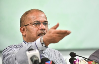 ވޯޓު ލާ މަރުކަޒަށް އަމިއްލަ ގަލަން ވެއްދޭނެ: ޝަރީފް