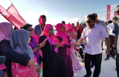 ކައްދޫ އެއާޕޯޓަކީ ބޮޑެތި ބޯޓުތައް ޖެއްސޭ ތަނަކަށް ހަދާނަން: ރައީސް ޔާމީން
