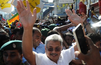 ރާޖަޕަކްސާގެ ކޮއްކޮ ގައުމުން ބޭރަށް ދިއުން މަނާކޮށްފި