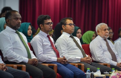 މުދަލު ޒަކާތް ދައްކާ ނަމަ އިގުތިސާދު މުއްސަނދިވާނެ: މުނައްވަރު