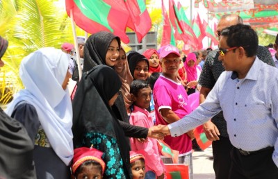 "އަތްއުރާލައިގެން" ތިބެއްޖެ ނަމަ 2008ގެ އަވާމެންދުރު ފެނިދާނެ: ރައީސް