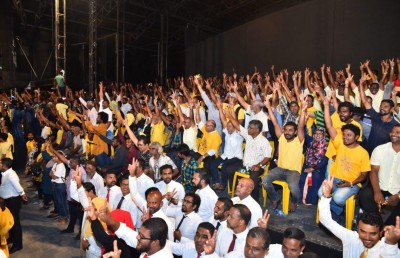 ރައްޔިތުން އެދެނީ ބަދަލުވާން، ސަރުކާރު އޮތީ "ނޭވާހޮޅީ"ގައި: އިބޫ