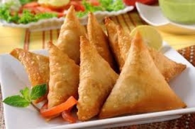 ސަން ބަދިގެ: ޗީޒް ސަމޯސާ