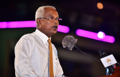 ސިވިލް ސާވިސް މުވައްޒަފުންގެ މުސާރަ ބޮޑުކުރުމާ އެކު، އިބޫގެ ގިނަ ވައުދުތަކެއް
