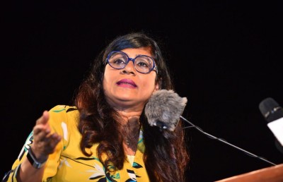 ތިއިންބޭފުޅެއްގެ އެންމެ ލޯލާރިއެއްގައި ވެސް އަޅުގަނޑު ނުޖެހޭނަން