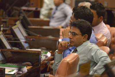 ލޯޔަރު ވައްޑޭއަށް ހަމަލާދޭން އުޅުނު ކަމުގެ ތުހުމަތުގައި ދެ މީހަކު ހައްޔަރުކޮށްފި