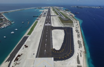 އާ ރަންވޭ: އެއާޕޯޓުގެ އެންމެ ބޮޑު މައްސަލައަށް ލިބުނު ހައްލު