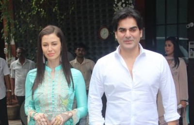 އަރްބާޒް ހާންގެ އާ ބައިވެރިޔަކީ އިޓަލީގެ މޮޑެލްއެއް