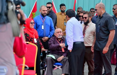 އަހުސަންގެ ތާރީހީ ދަތުރު: މަންމަ އާއި ބައްޕަގެ ލޮލުން ކަރުނަ!