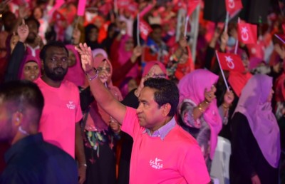 އިބޫއަކީ ހަމައެކަނި ކޭކު ފަޅަން ވަޅި ހިފަހައްޓައިގެން މީހާ: ރައީސް