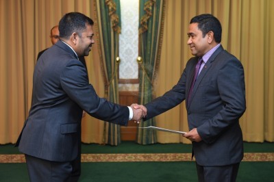 ފަހުގެ ޕްރައިމަރީ އިން އިބުރަތް ހާސިލުކޮށް ރައީސް ޔާމީނަށް ޓިކެޓް ދޭން ޖެހޭ: ޒަމީރު