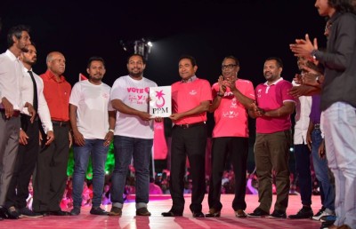 އިބޫއަކީ ހަމައެކަނި ކޭކު ފަޅަން ވަޅި ހިފަހައްޓައިގެން މީހާ: ރައީސް