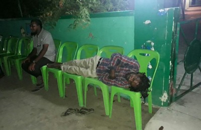 ވޯޓު ލާން ކިޔޫގައި ތިބޭތާ ދެ ދުވަސް!
