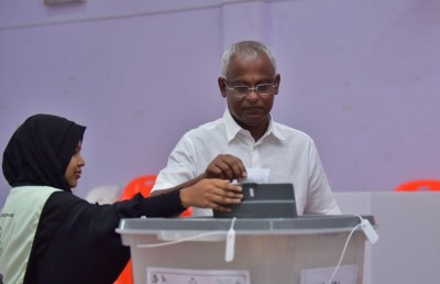 ރައީސް ޔާމީން، އިބޫއާ ބައްދަލު ކުރައްވައި މަރުހަބާ ވިދާޅުވެއްޖެ